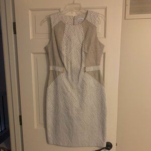 Calvin Klein Tan White Sleeveless Jacquard Sheath Dress With Gold Logo Hardware